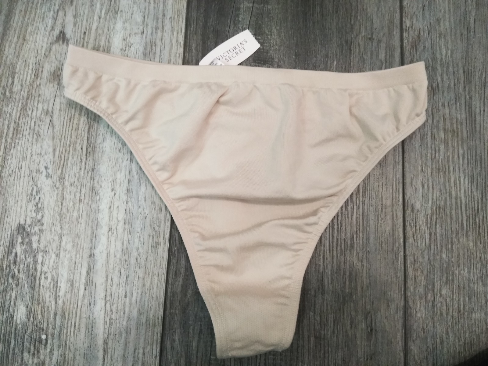 VTG. Victoria’s Secret V-String Thong Panties BEIGE SIZE LARGE (NEW)
