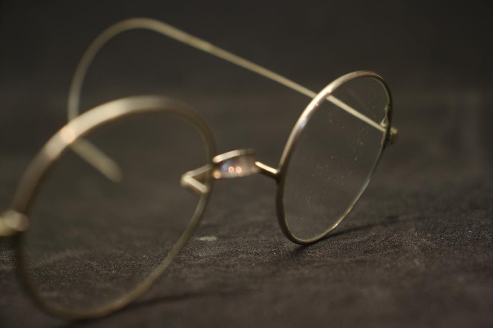 Antique Windsor Eyeglasses Ovid 41X38 Silver Vintage Glasses