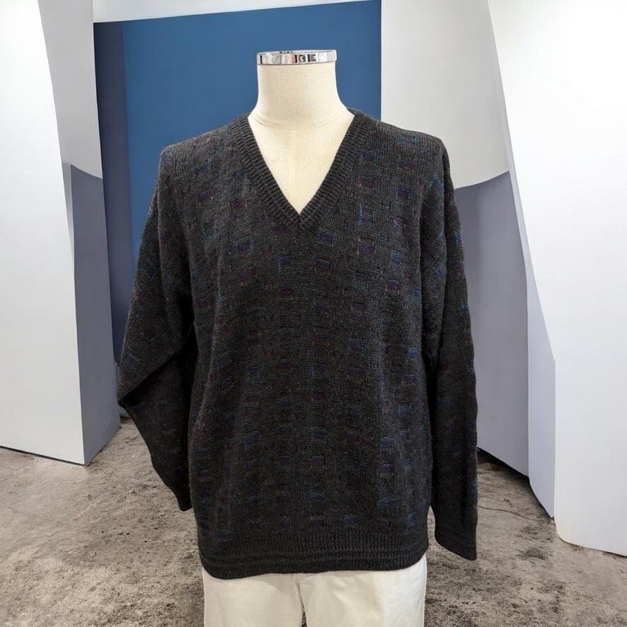 Vintage Jantzen Sweater V Neck Grandpa Core Cozy Knit Retro Normcore Style SZ M