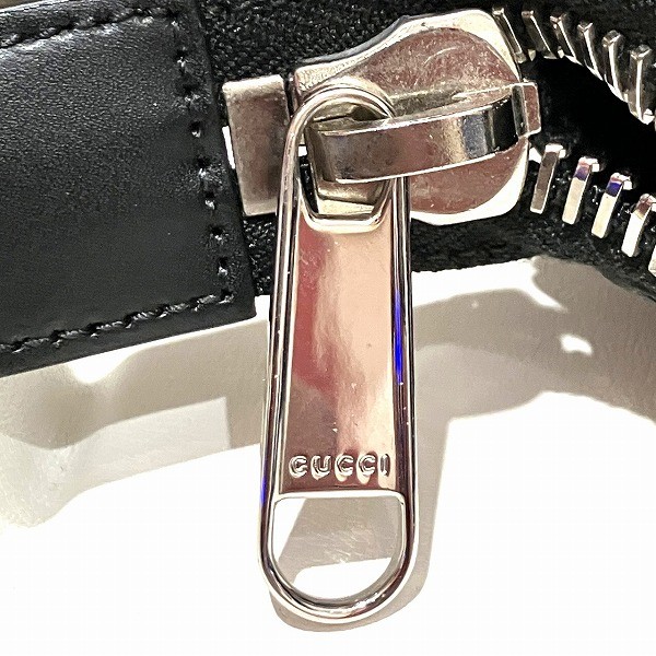 Gucci GG Supreme Canvas Shoulder Bag – DUTY FREE