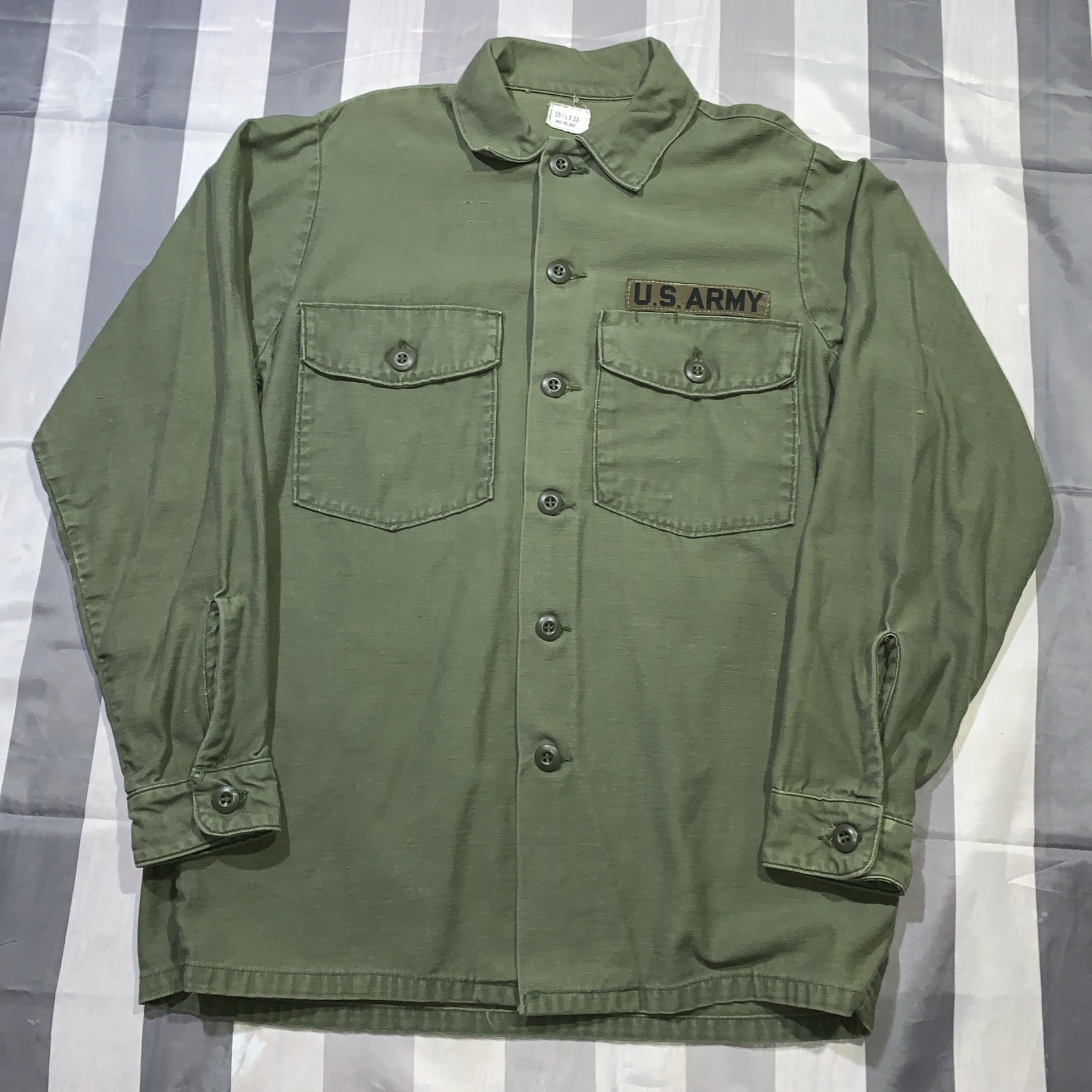 Vintage US Army OG 107 Sateen Utility Shirt Men’s Large Green 70s Vietnam Era