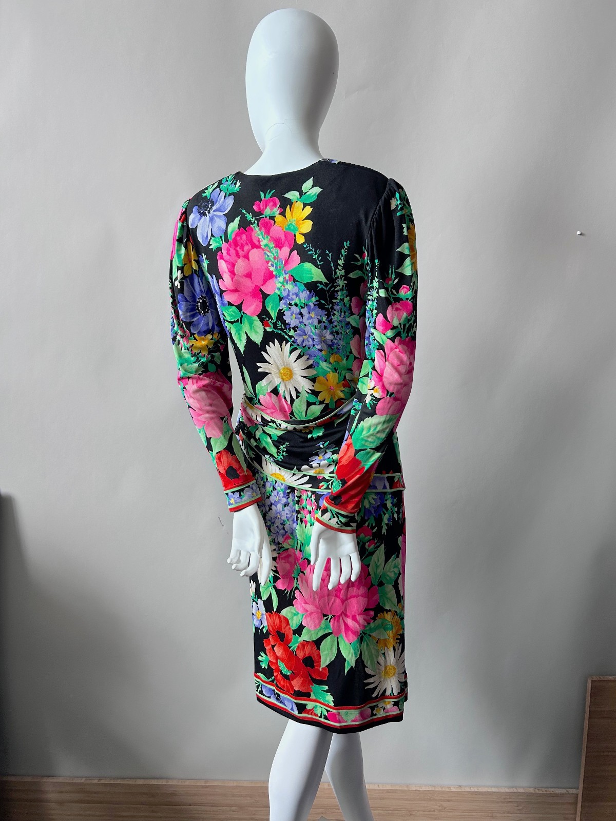 Leonard Paris 1990s Floral Print Jersey Wrap Dress Bergdof Goodman sz 8 France