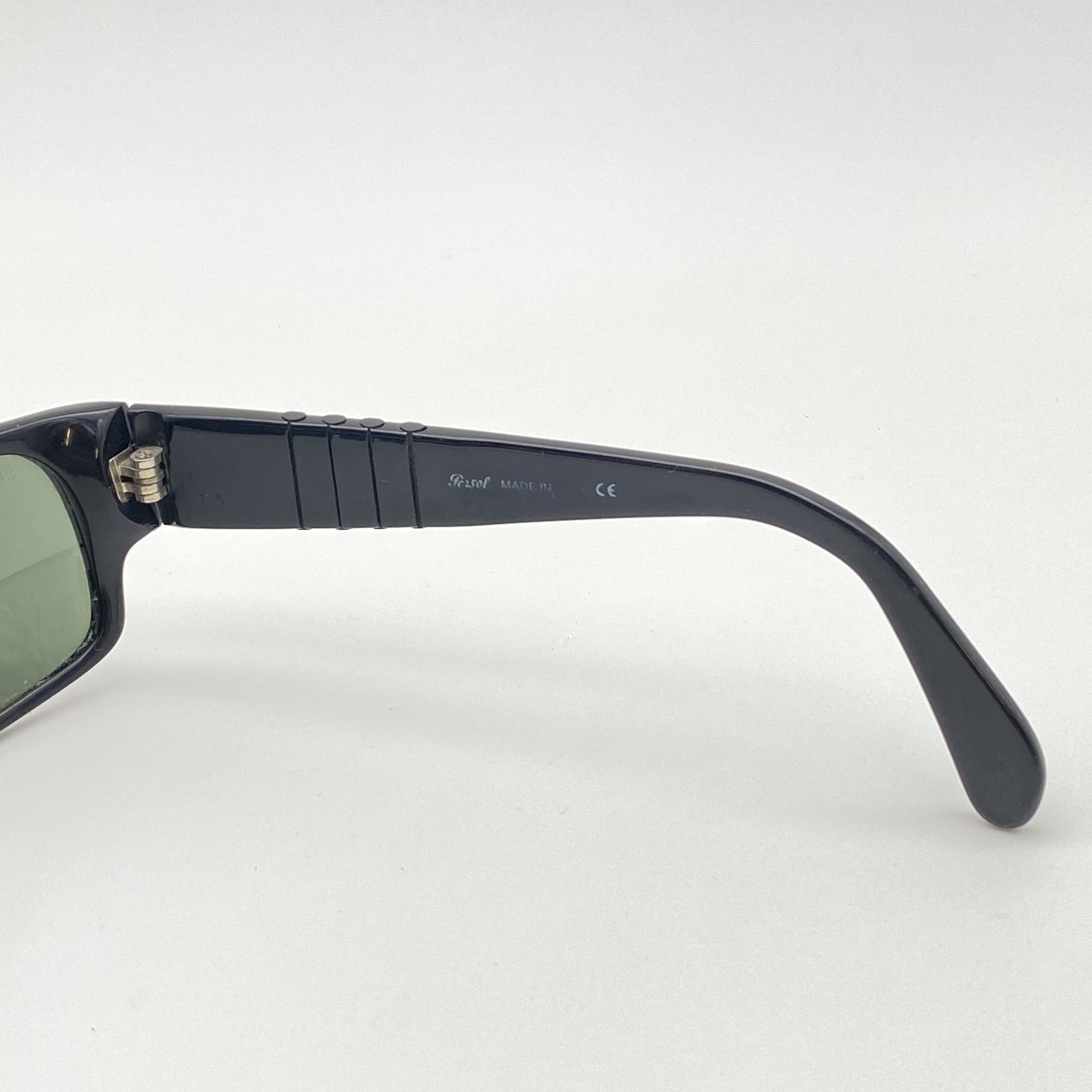 ICONIC SUNGLASSES PERSOL 2720-S VINTAGE ITALY JAMES BOND CASINO ROYALE w CASE