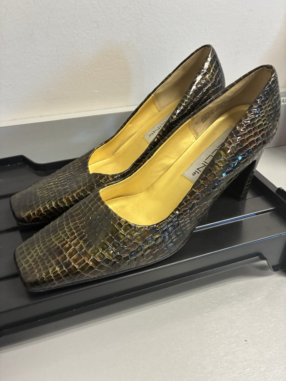 Bellini Marta Vintage Bronze Faux Croc Pumps Square Toe Block Heel Shoes 8.5M