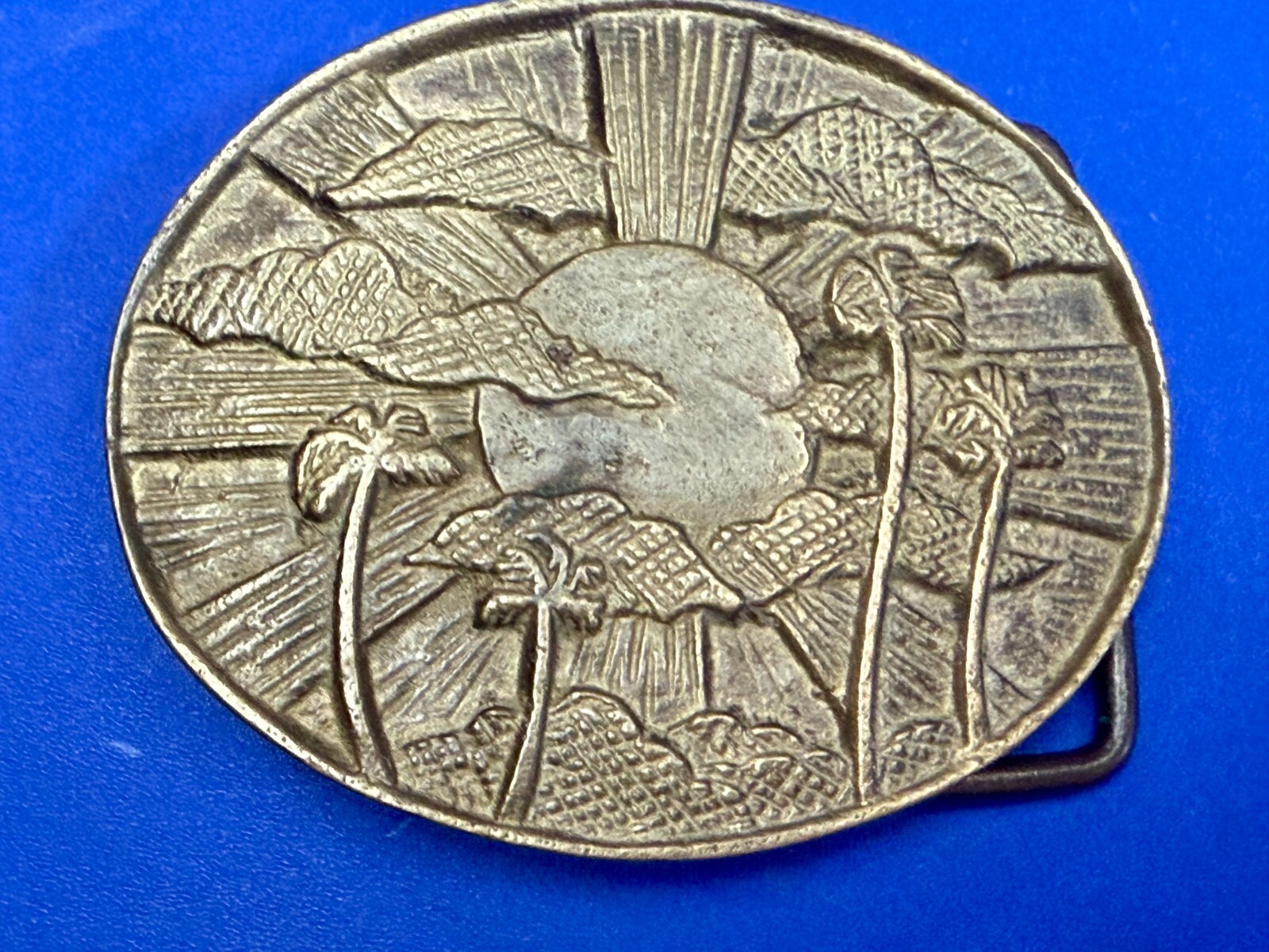 Sunshine Sun Rays Coconut Mountain Stamped Los Angeles Solid Brass Belt Buckle