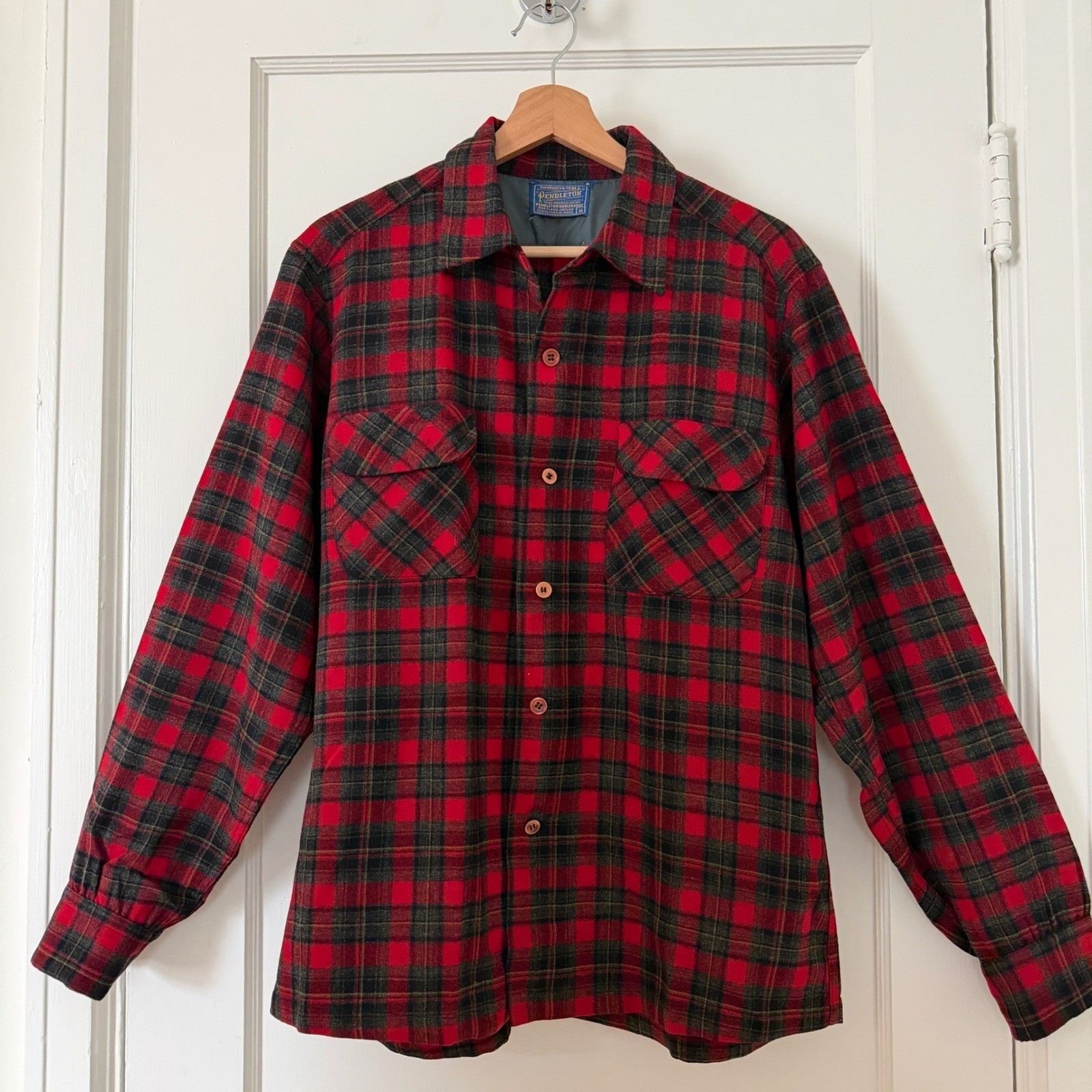VTG Pendelton Board Shirt Men M Red Black Buffalo Plaid Wool Loop Collar USA
