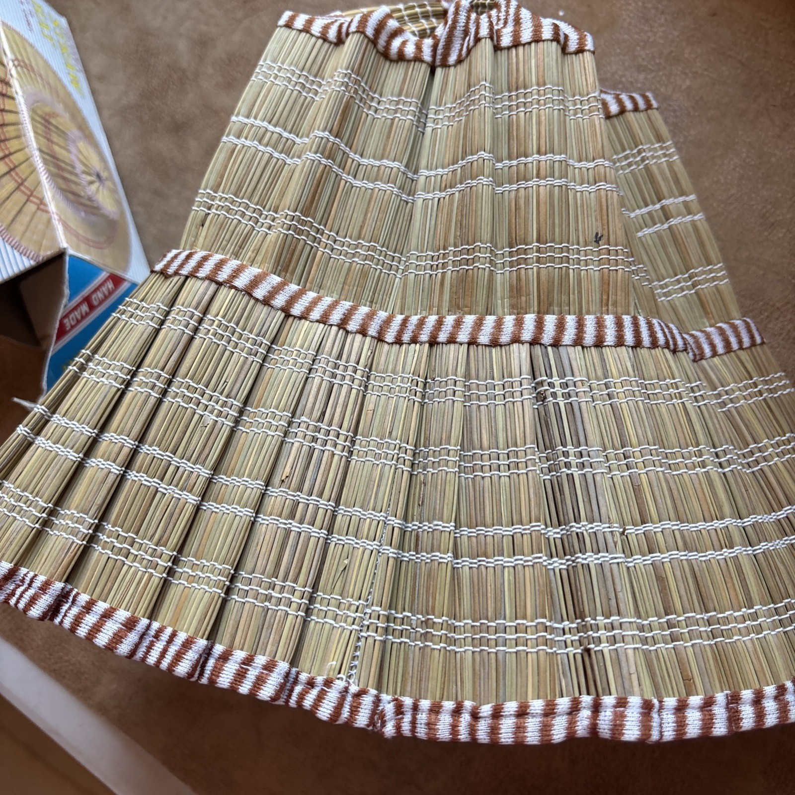 vintage pleated straw sun hat in its original box Fold And Carry