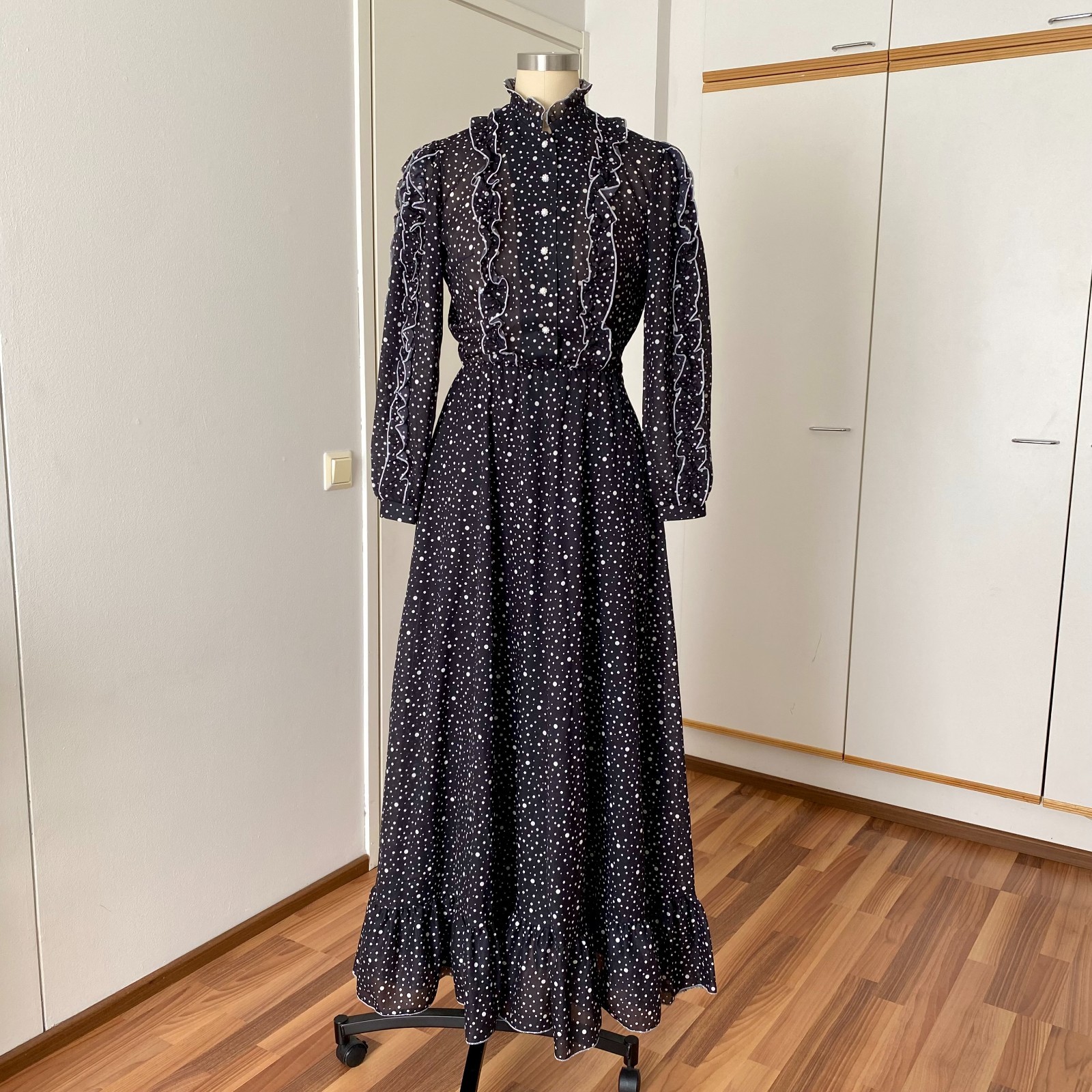 1970s Long Sleeves Prairie Maxi Dress Floor Length Cottagecore Polka Dot Retro