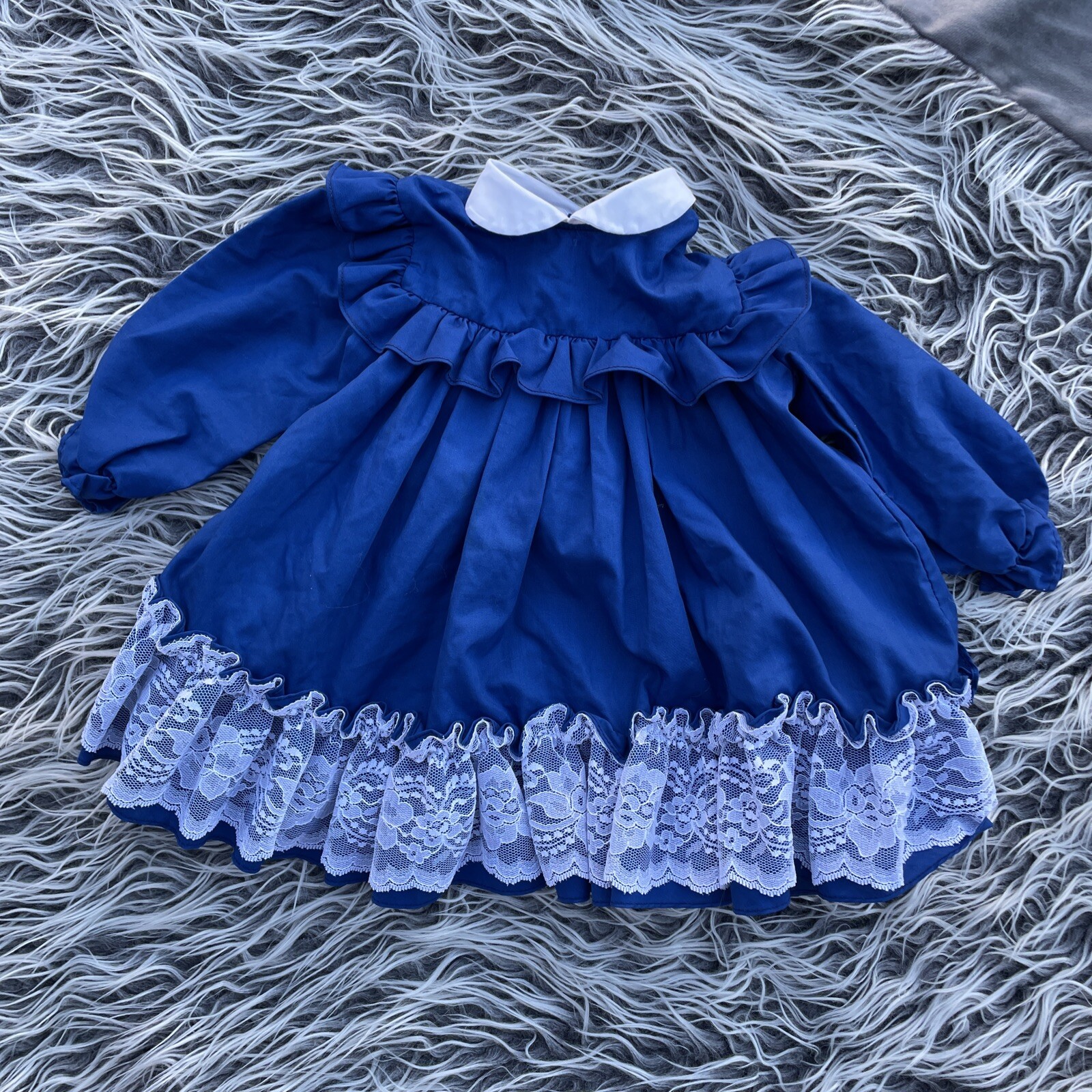 Vintage Baby Jill Lynn dress Blue with ruffles Collar Made in USA. White Lace 2T