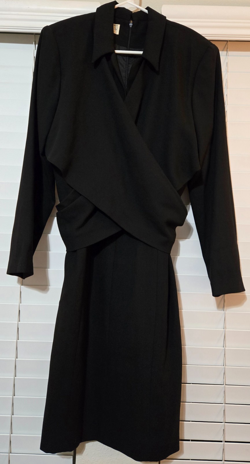 Vintage Saks Fifth Ave Folio Dress Black, 100% Wool, Modern Sz. 4-6.