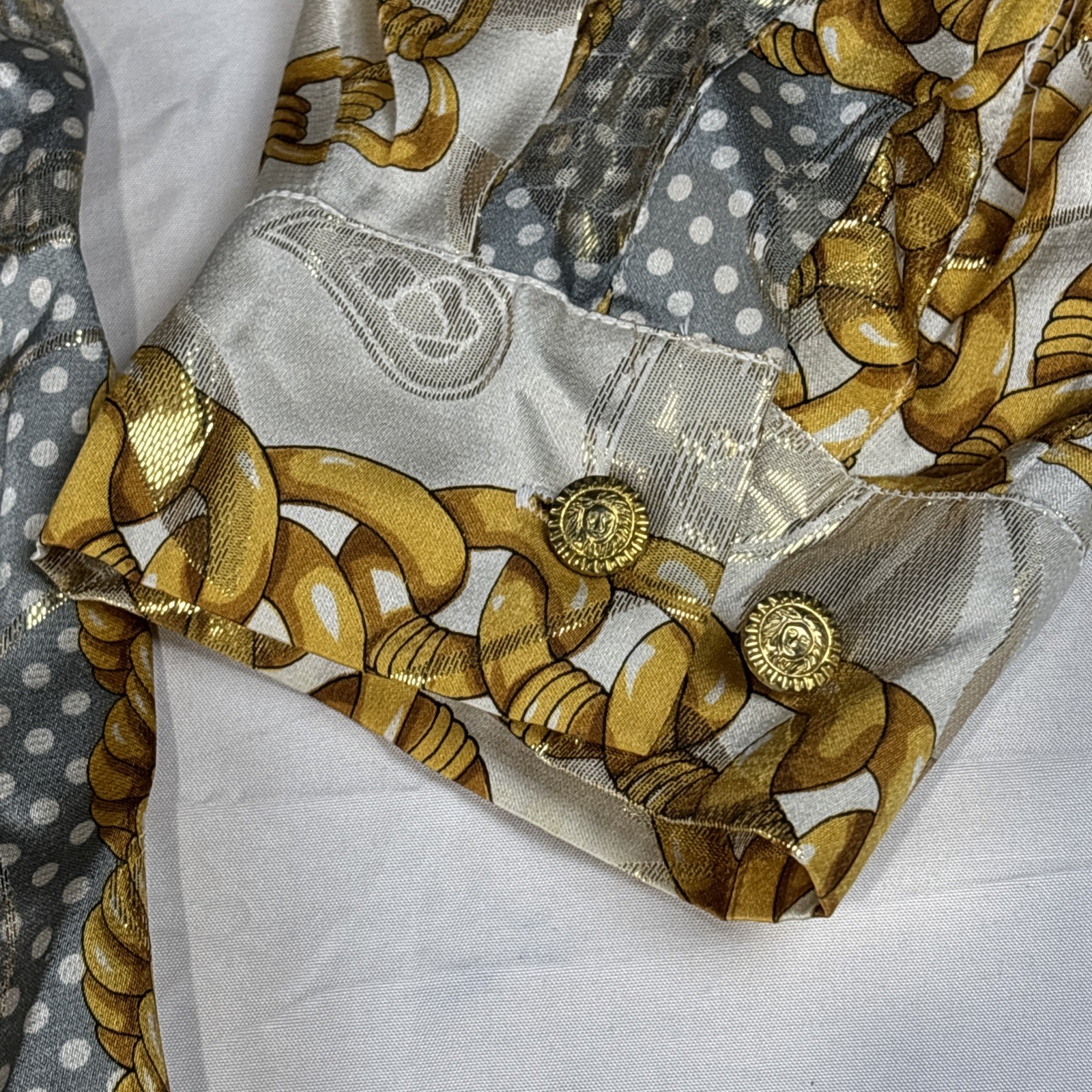 Vtg VERSAI GOLD LABEL Silk Metallic Gold All Over Chain Luxury Greek Shirt L