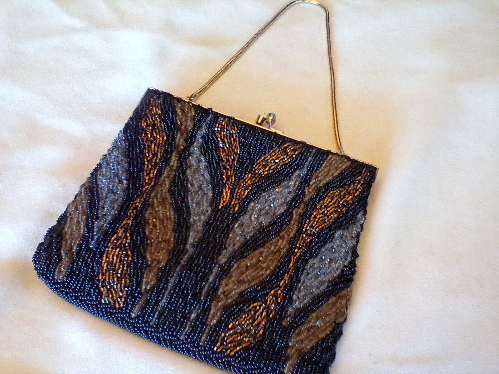Vintage Women’s Beaded Purse