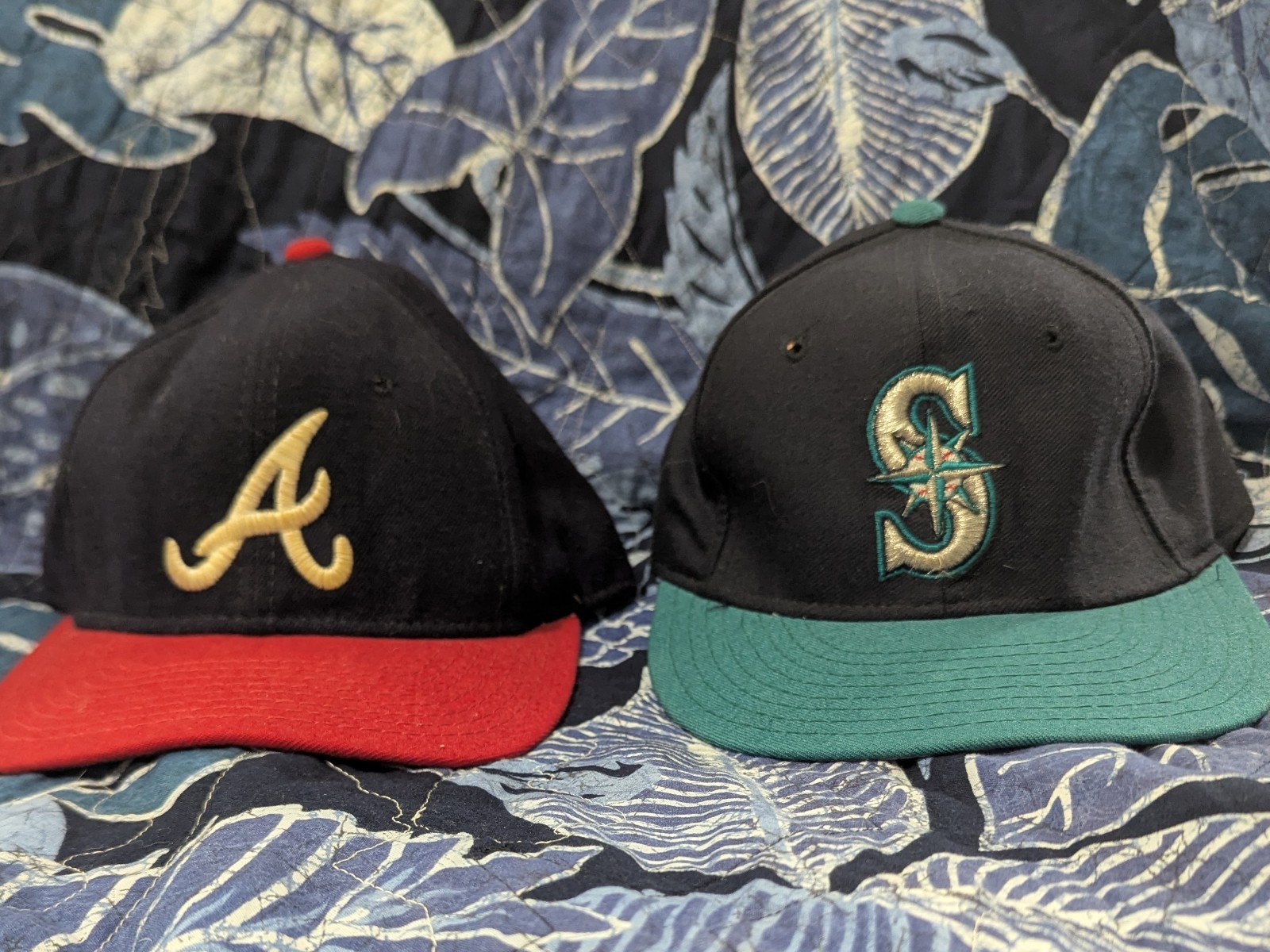 Lot Of 2 Vintage Diamond Collection 100% Wool Hats Size 6 3/4