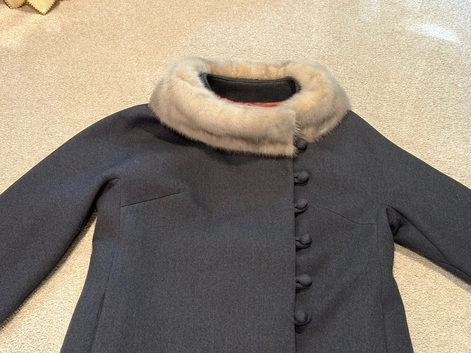 Vintage Gray Wool Coat W/ Silver Mink Fur Collar Size M/L 60s Hollywood!