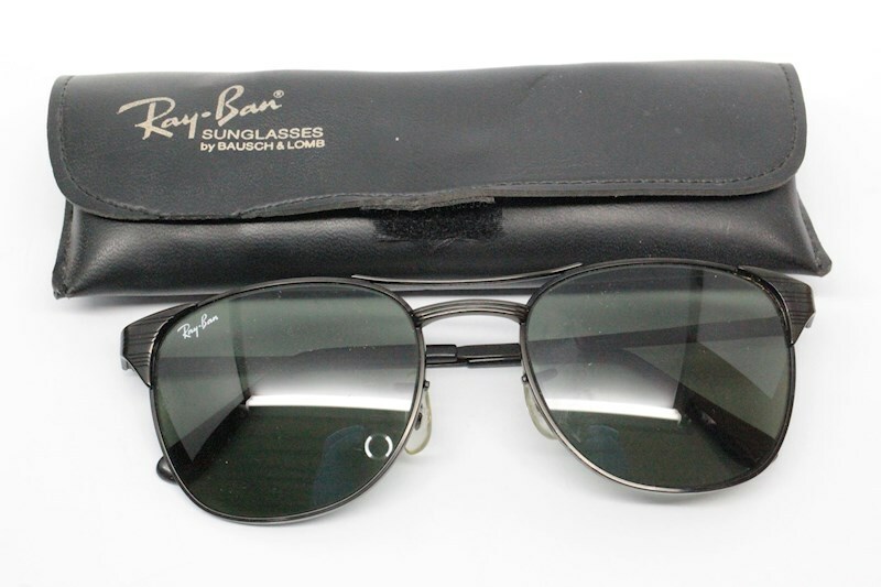 Vintage 1980’s B&L Ray Ban Signet W0387 Sunglasses & Case Black Aviator U.S.A.
