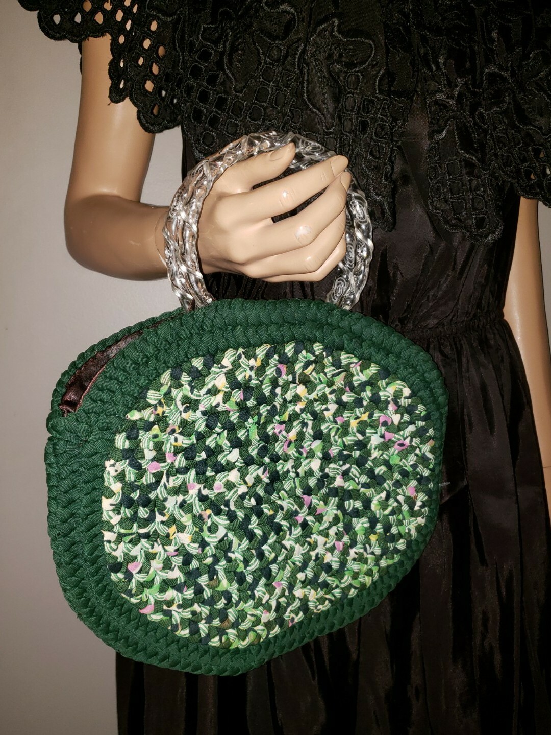 Vintage braided rug handbag 50’s lucite bag green frame purse small country