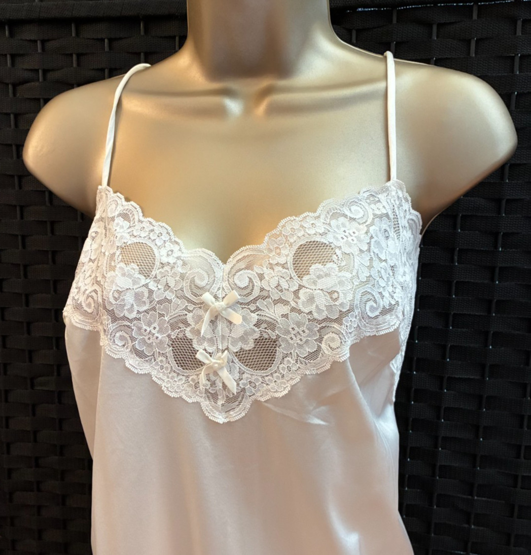 Vintage L’EGGS Short FULL SLIP Gown Size 40 Large LACE Sheer NYLON Coquette
