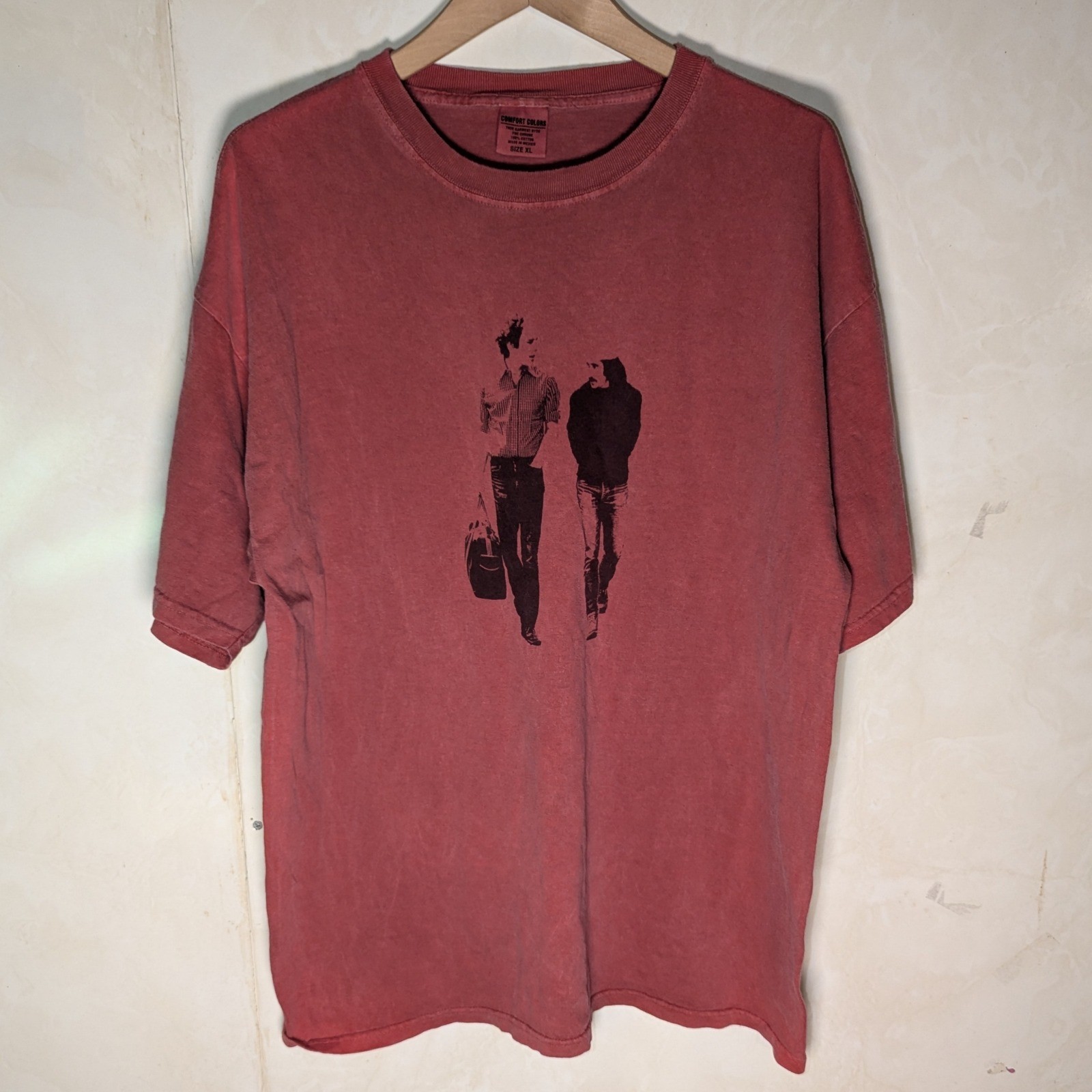 Vtg y2k simon and garfunkel “old friends” tour t shirt red comfort colors XL