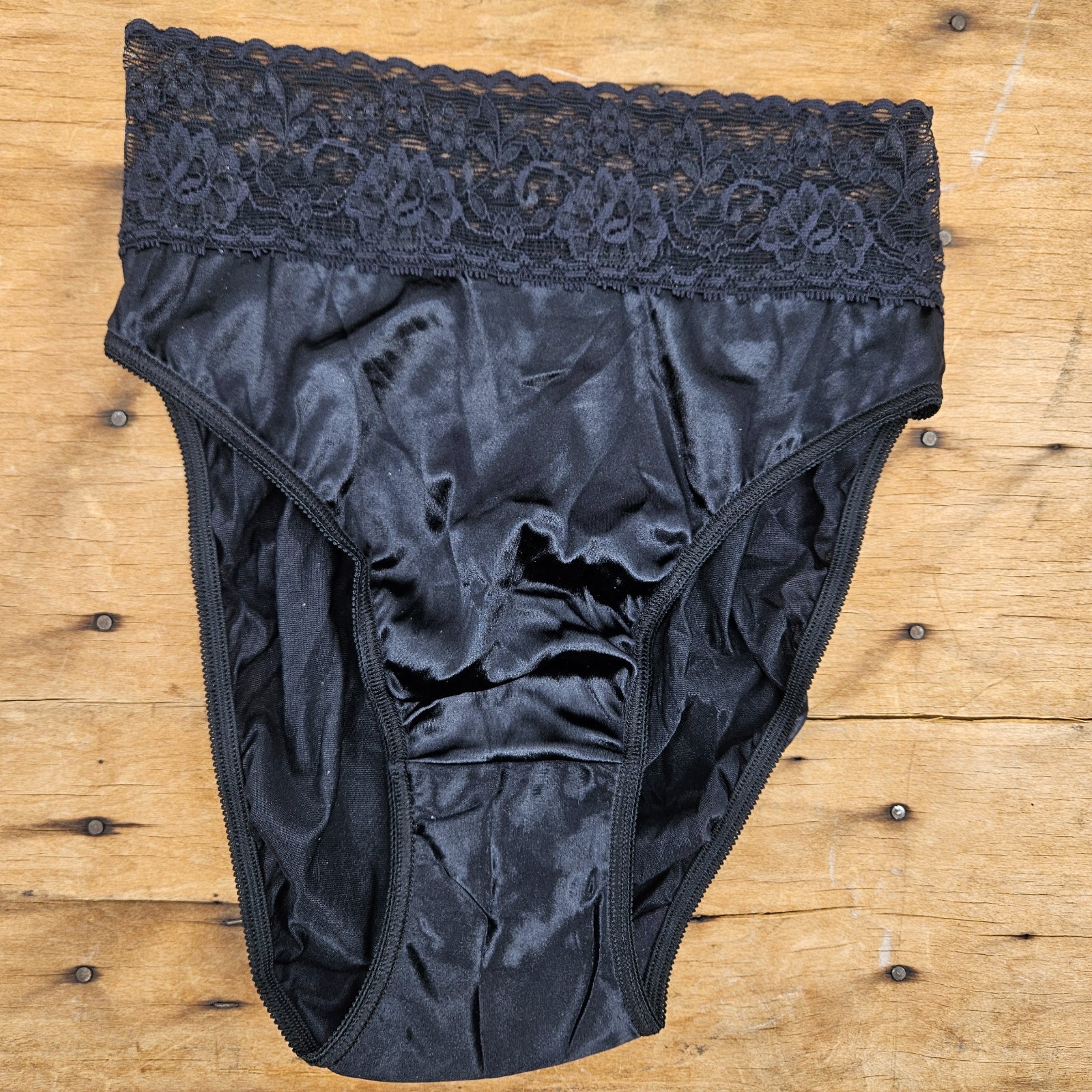 NWOT VTG 90s Black Satin Myonne Panties Womens 6 High Cut Lace Band