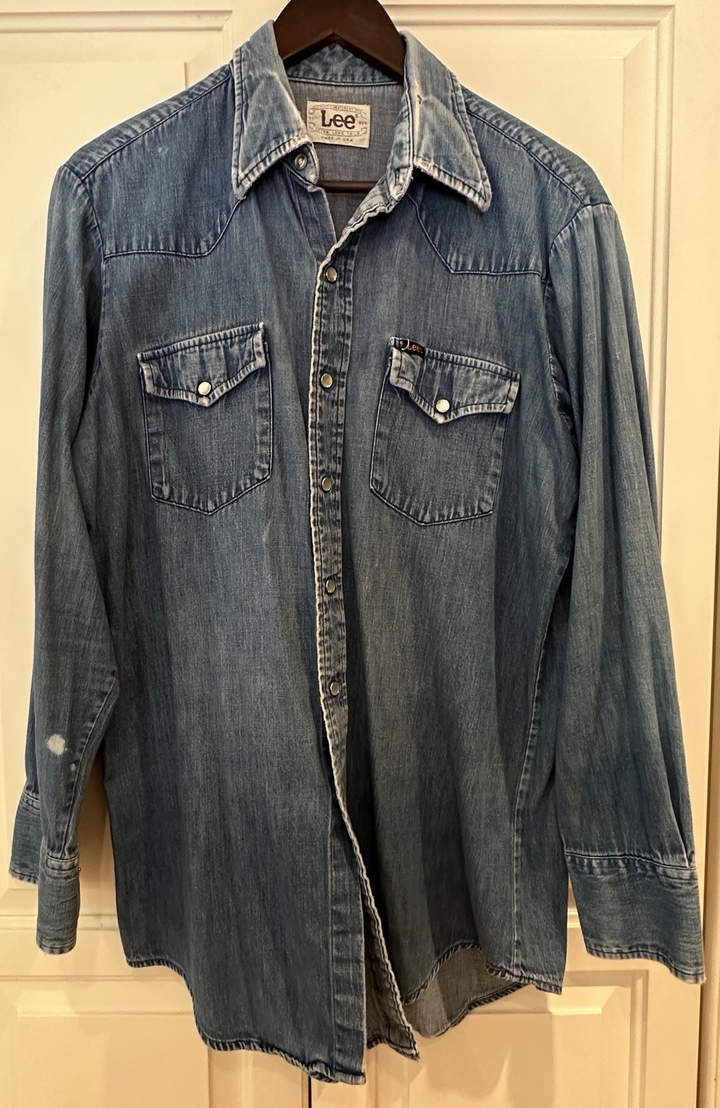 VINTAGE 70s LEE DENIM CHAMBRAY WESTERN PEARL SNAP SHIRT LARGE