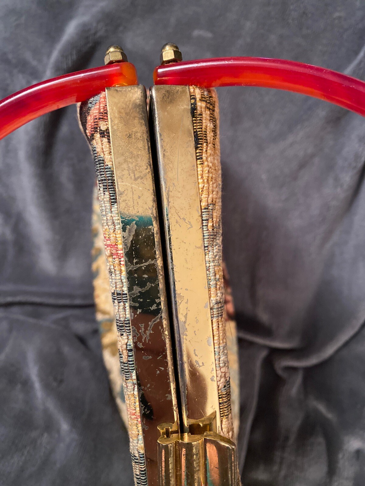 Vintage Floral Tapestry Carpetbag Double Lucite Handles Purse/Hand Bag EUC