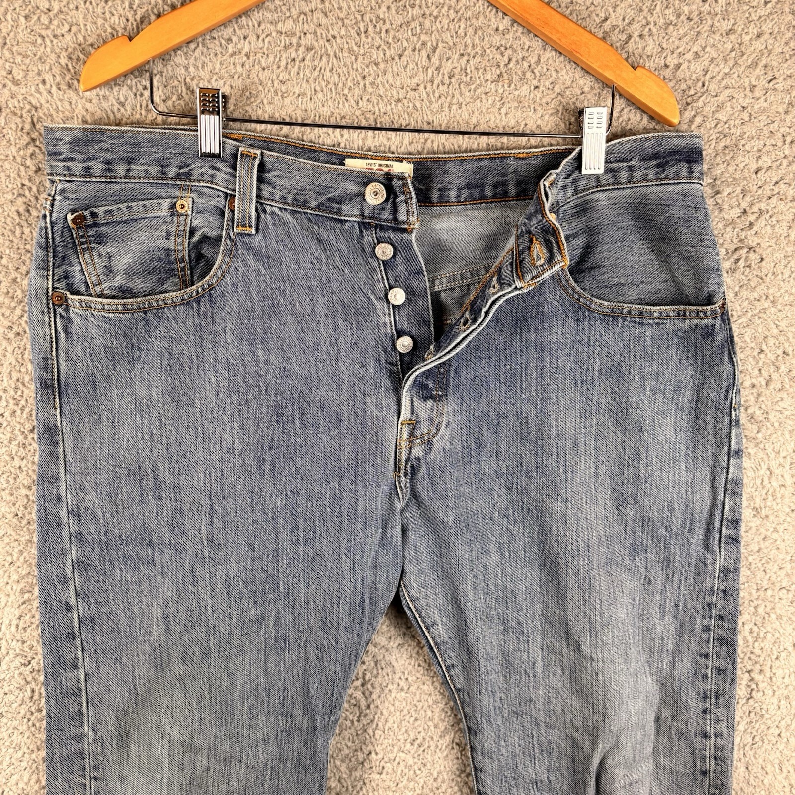 Vintage Levi’s 501 Jeans Mens 38×30 Medium Wash Straight Leg Button Fly Y2K