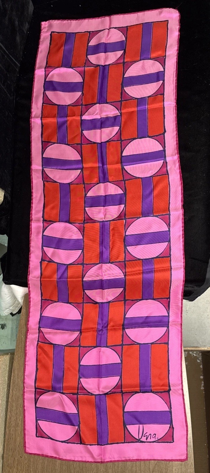 VTG Vera Neumann MCM Long Rectangle Scarf Hot Pink Magenta Purple Red 45” X 15”