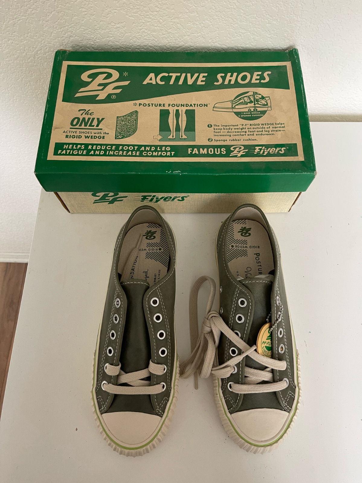 Vintage PF Flyers Center Lo Reissue Sneakers Olive Green Size 8 ½