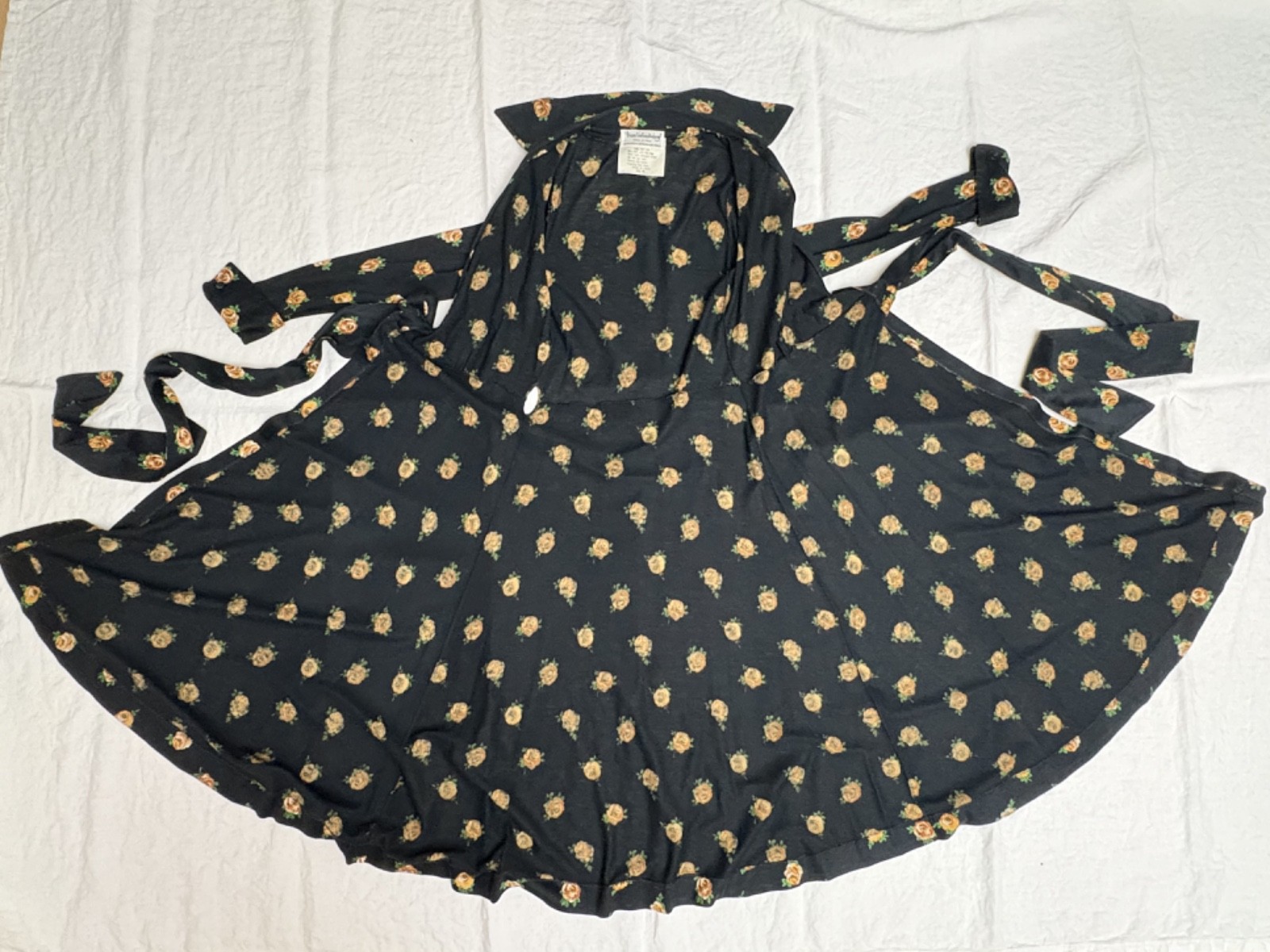 Vintage 1970s Diane Von Furstenberg DVF Black Floral Jersey Wrap Dress S