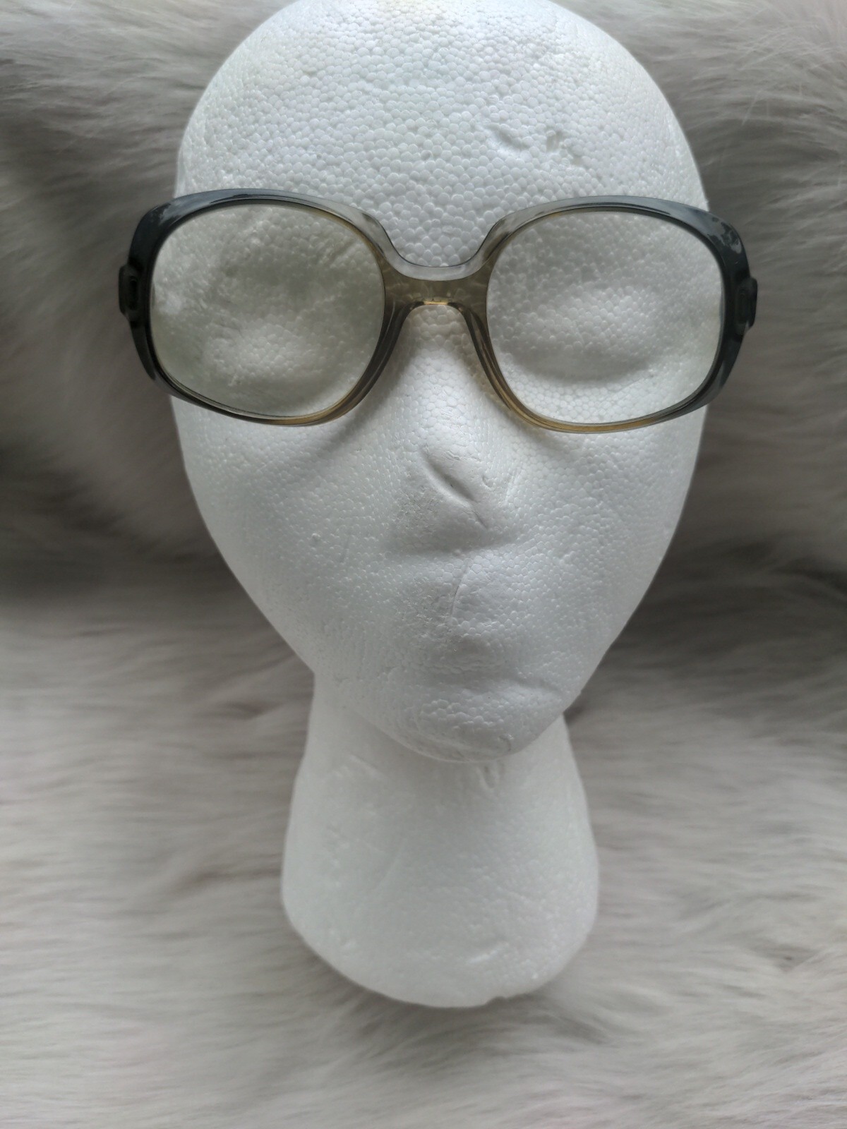 Vintage Optyl DL Canada Eyeglass Frames Green 48[]19-125 1970s Need New Frames