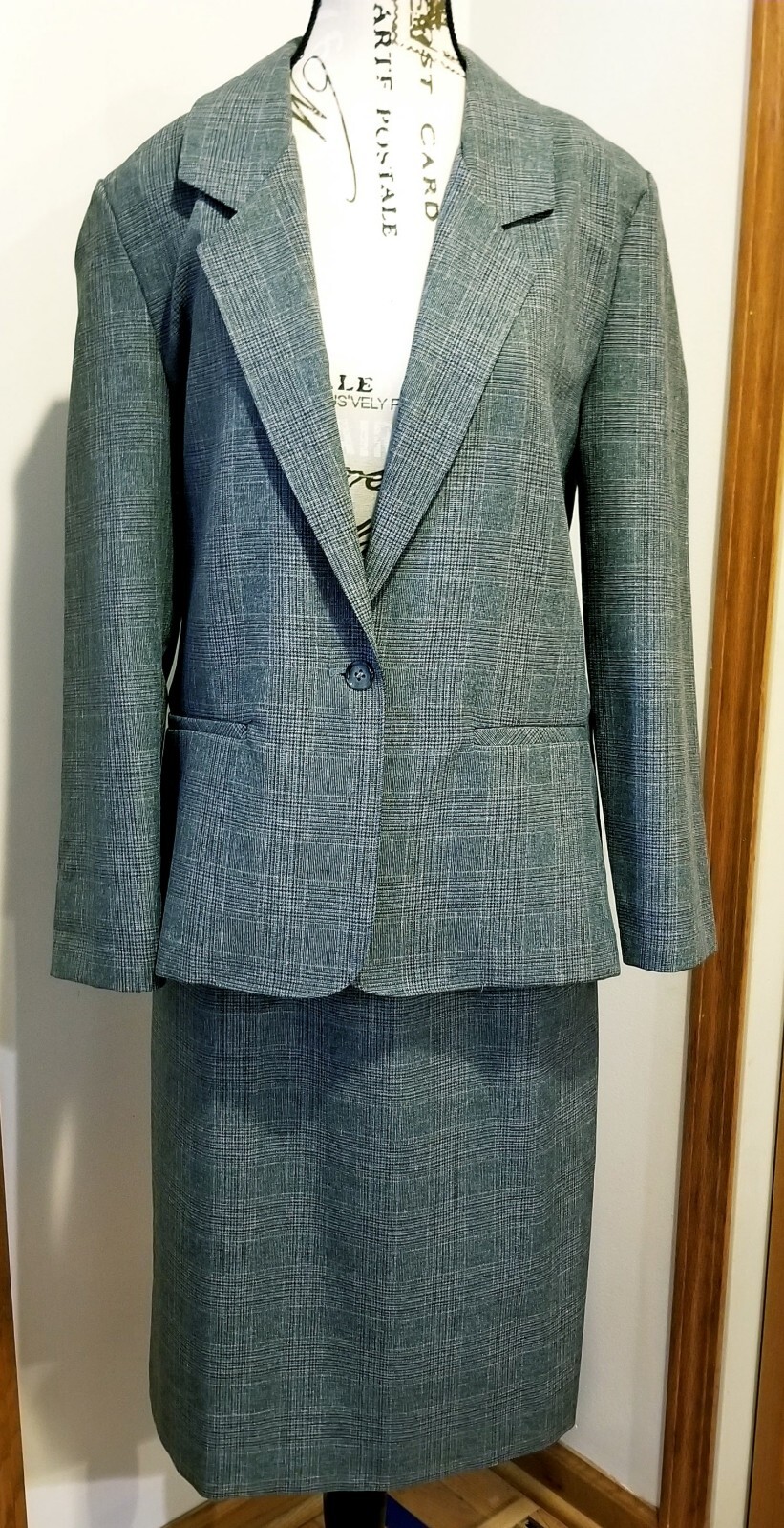 Alfred Dunner Women’s 2pc Gray Plaid Jacket & Straight Skirt Size 8 Vintage