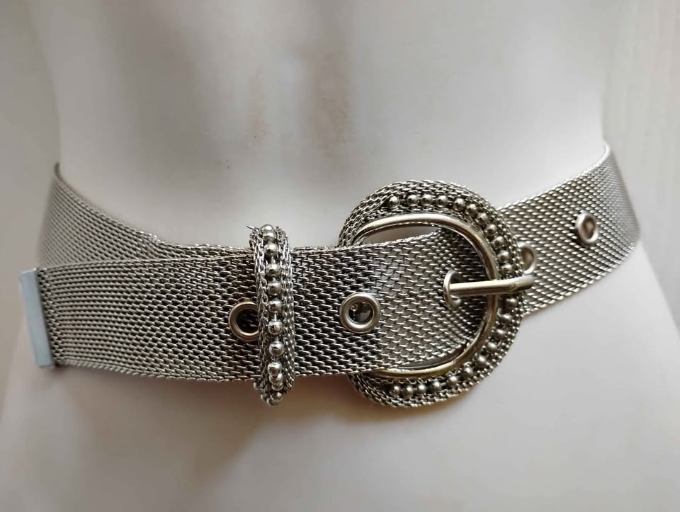 Vintage Large Metal Mesh Silver Waist Belt Adjustable Round Buckle Fits 31-35″