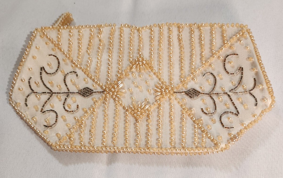 Vtg Ivory and Gray Beaded Art Deco Evening Handbag Purse Dormar Japan 8.5×4.5