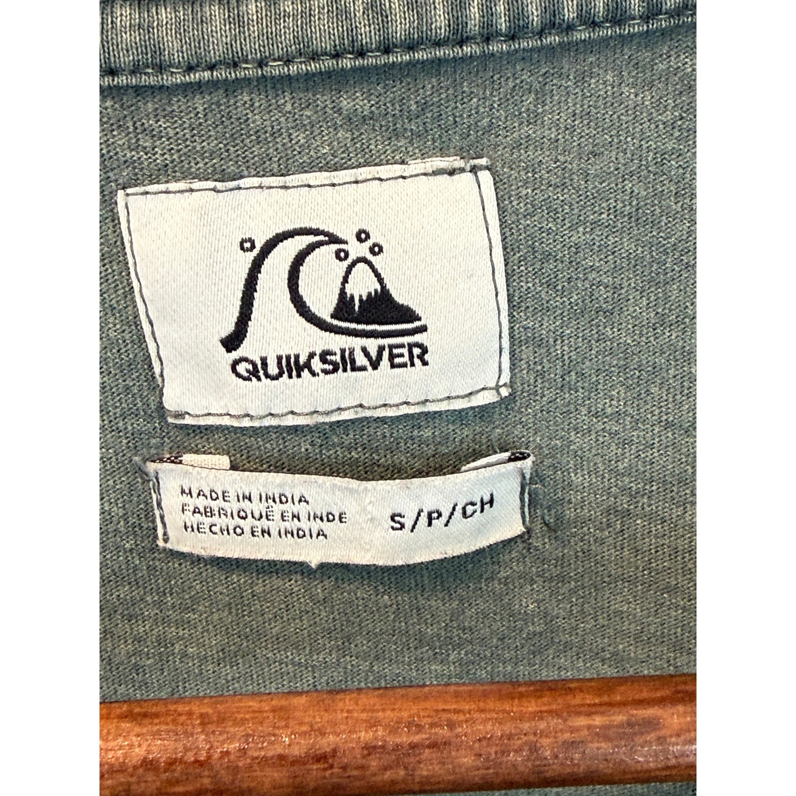Quiksilver 2016 100% Cotton Vintage Surf Beach Tee Dark Heathered Gray Size S