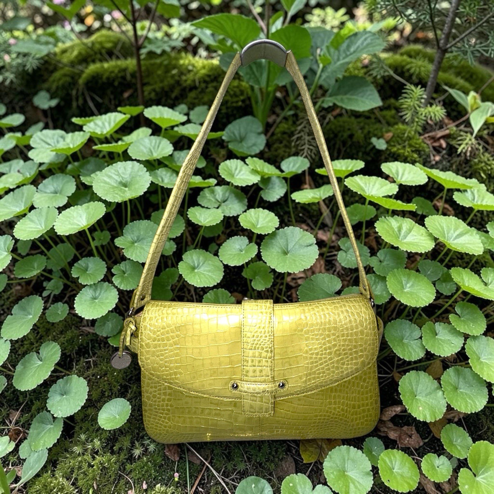 Vintage Y2K Lime Green Crocodile Embossed Charter Club Baguette Shoulder Bag