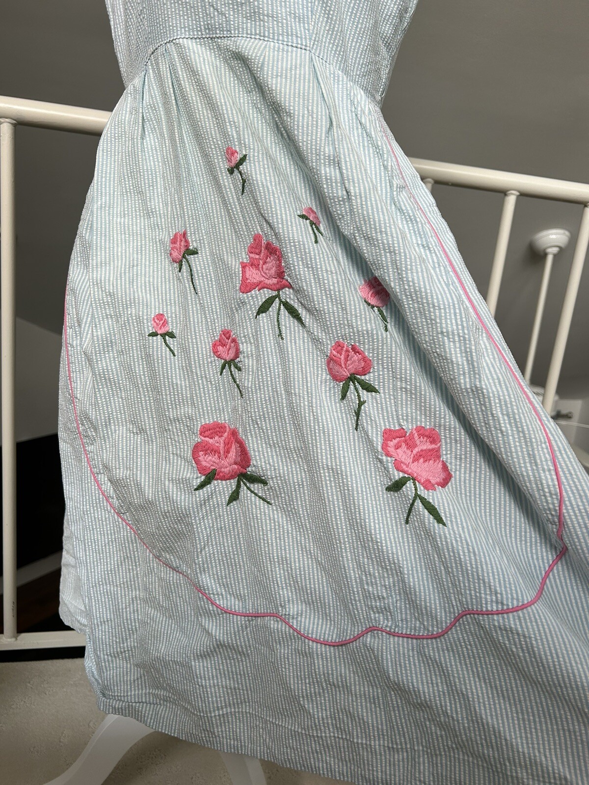 Vintage 50s-60s Blue And white Stripe Embroidered Pink Flowers House Dress Rare