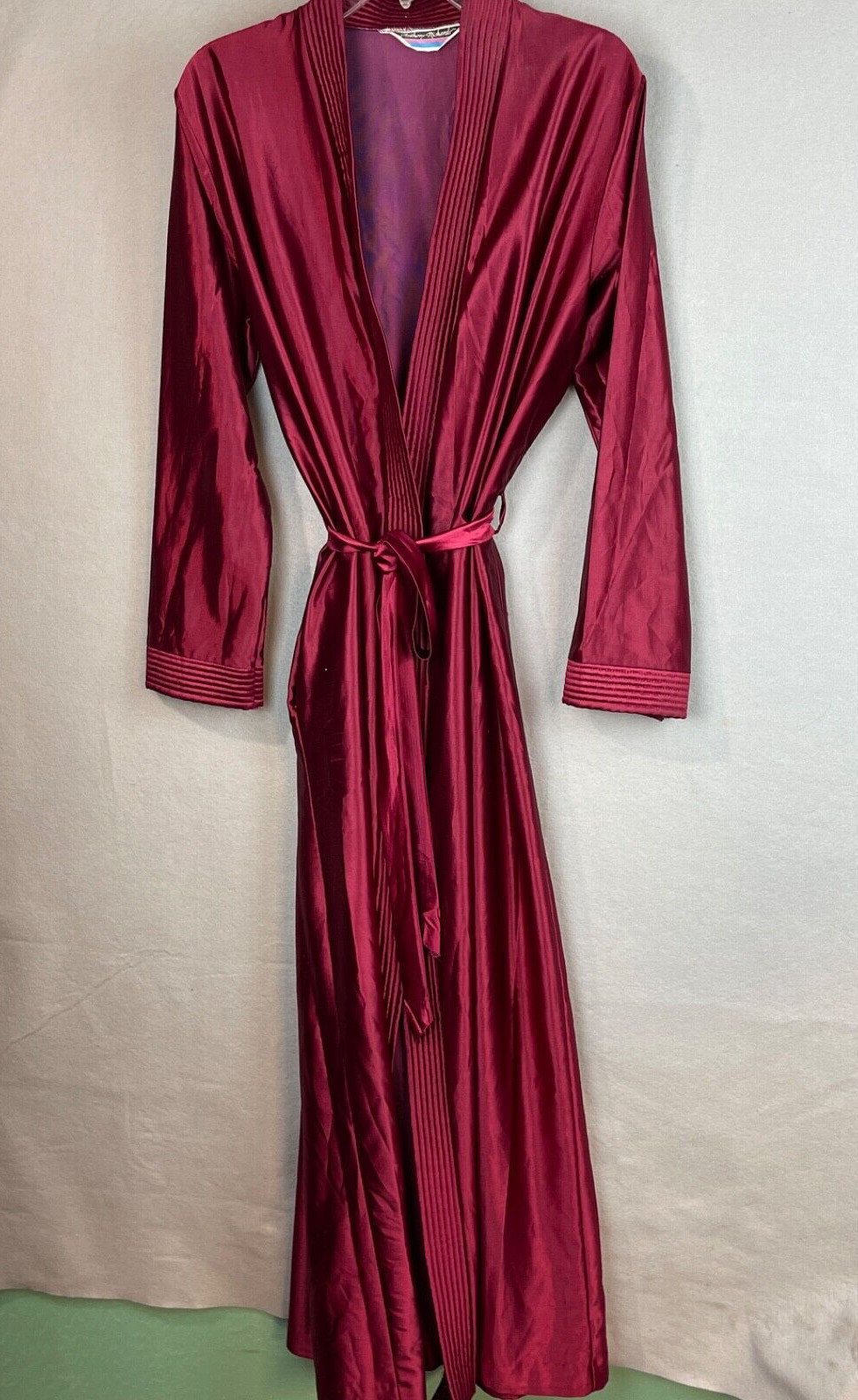 VTG Anthony Richards Long Lightweight Burgundy Belted Wrap-Around Robe w Pockets