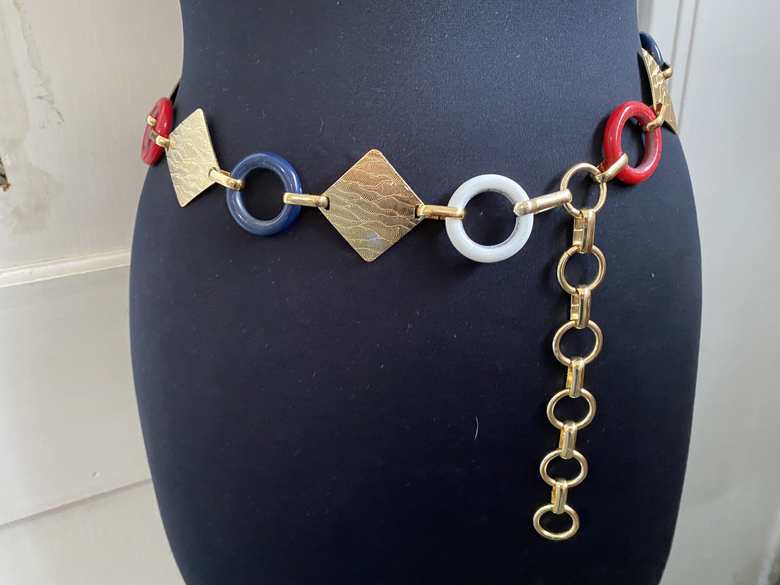 Vintage Women’s Belt Red White Blue And Gold Geometric Chain Belt 36”