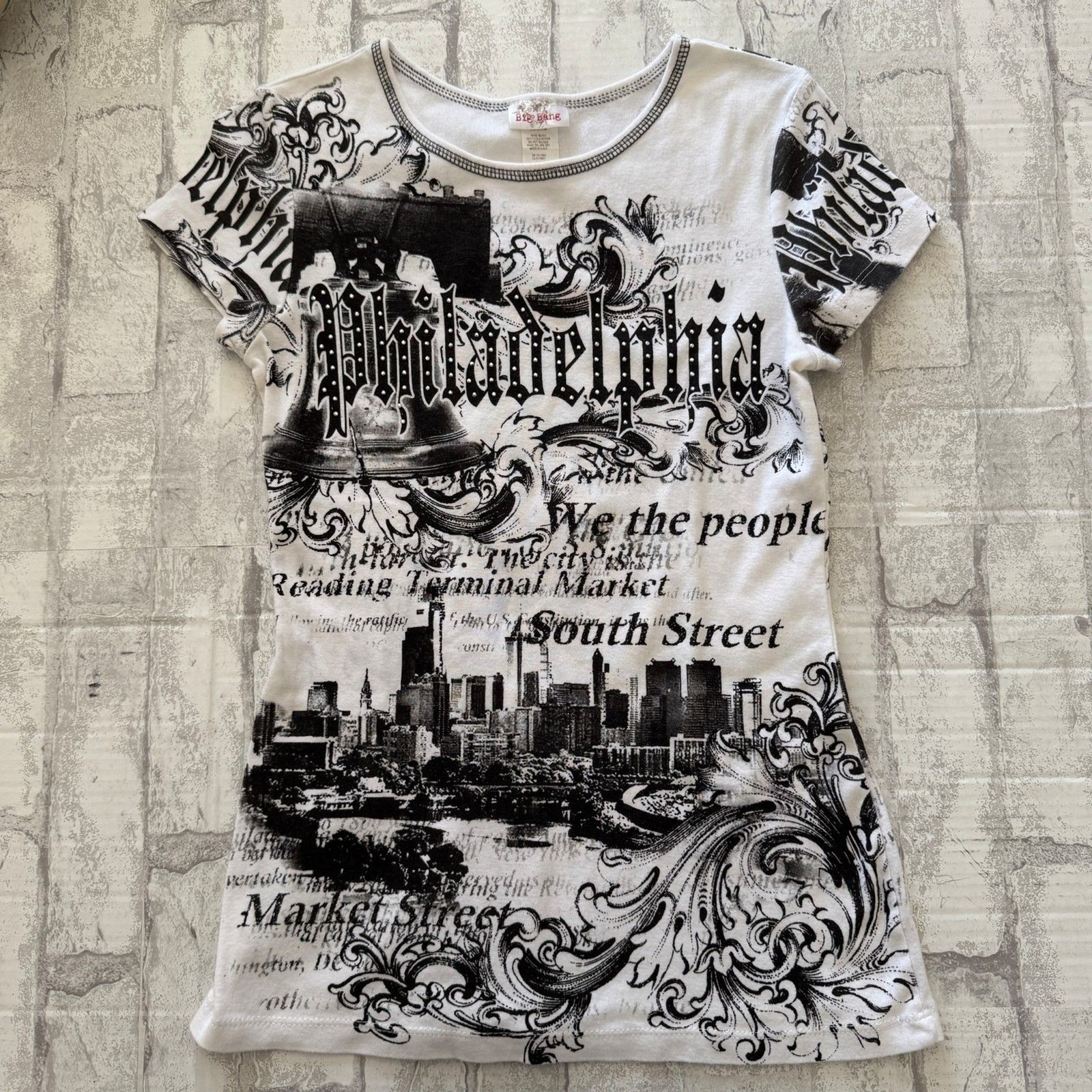 Vintage Y2K Big Bang Philadelphia Graphic Logo Tee White Cotton Made in USA Sz S