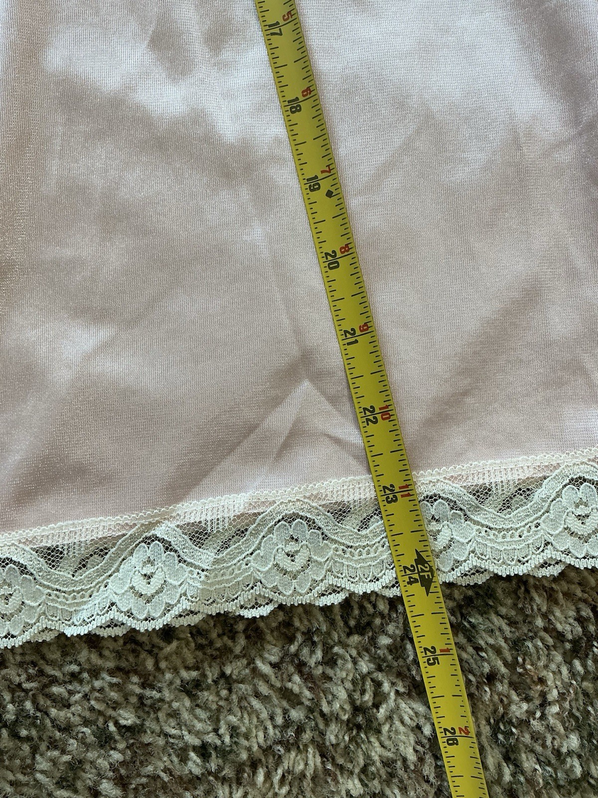 Vintage 80s Undercover Wear Pink Liquid Satin Style Half Slip Size Large EUC