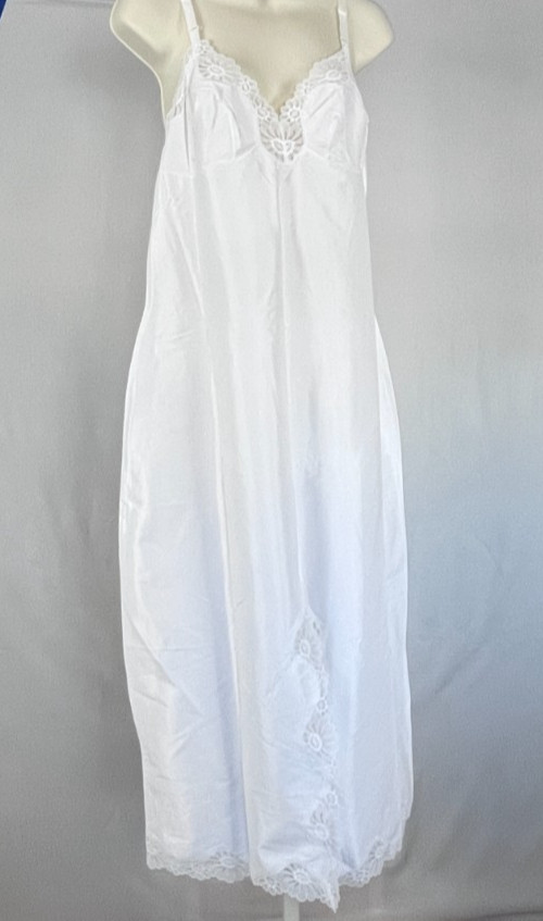 Vintage White Full Slip Lace Trim Nylon Womens 40 Bust Lingerie Nightgown
