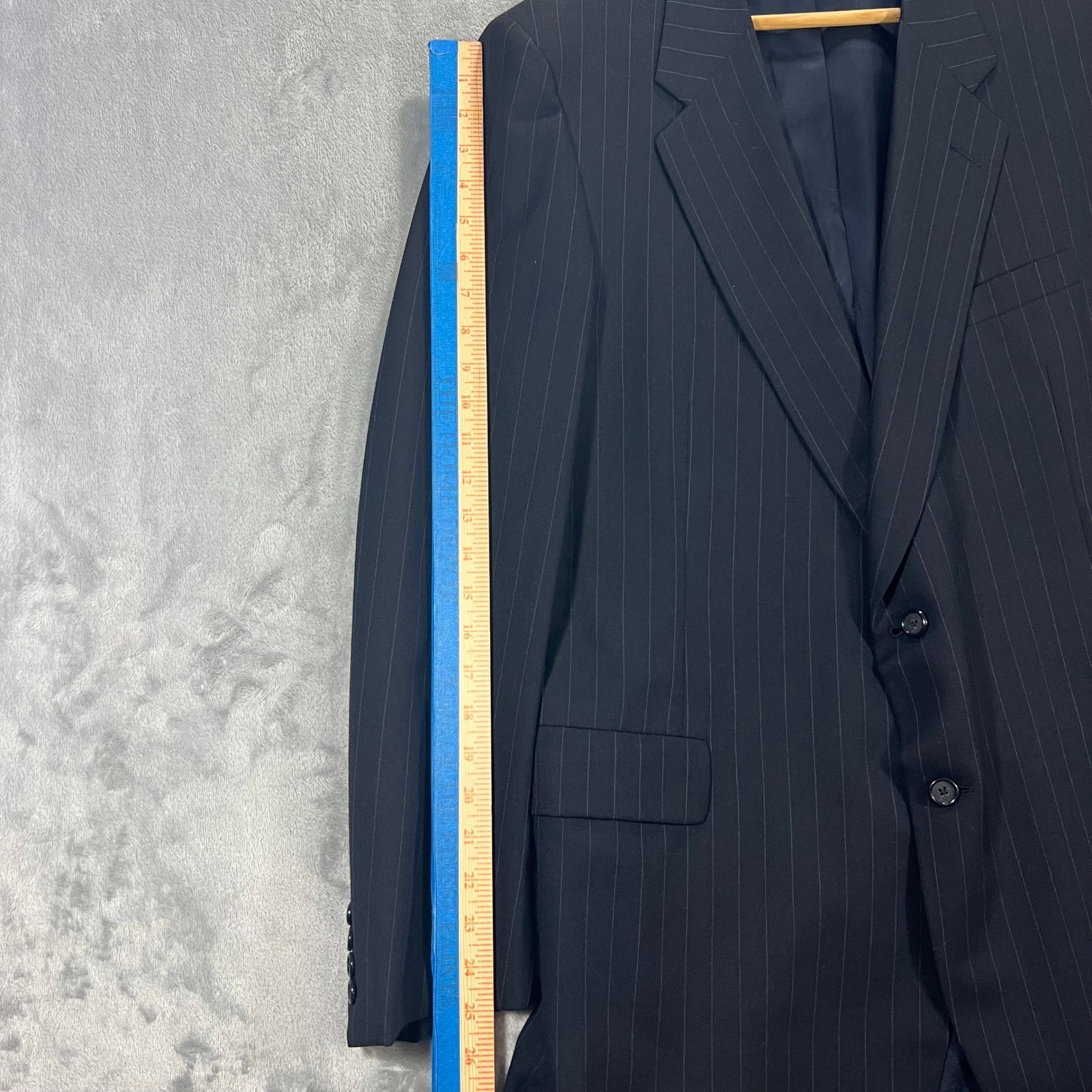 Hickey Freeman Blazer Mens 42R Navy Blue Pinstripe Wool Sport Coat Vintage Hole