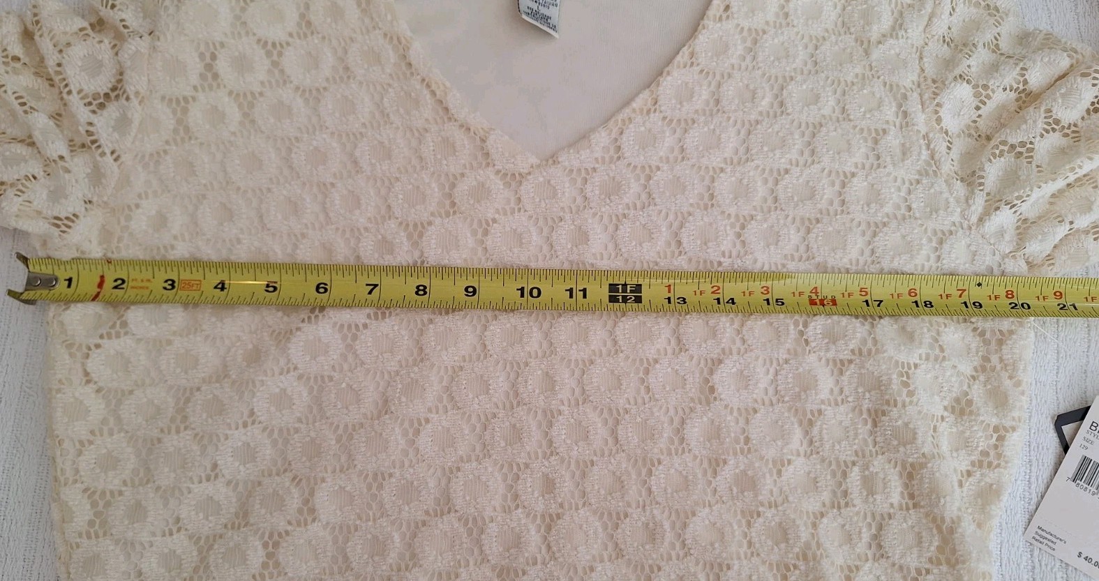 Vintage Bill Blass Ivory Stretch Lace Top /Slit Bell Sleeve/Fully Lined NWT