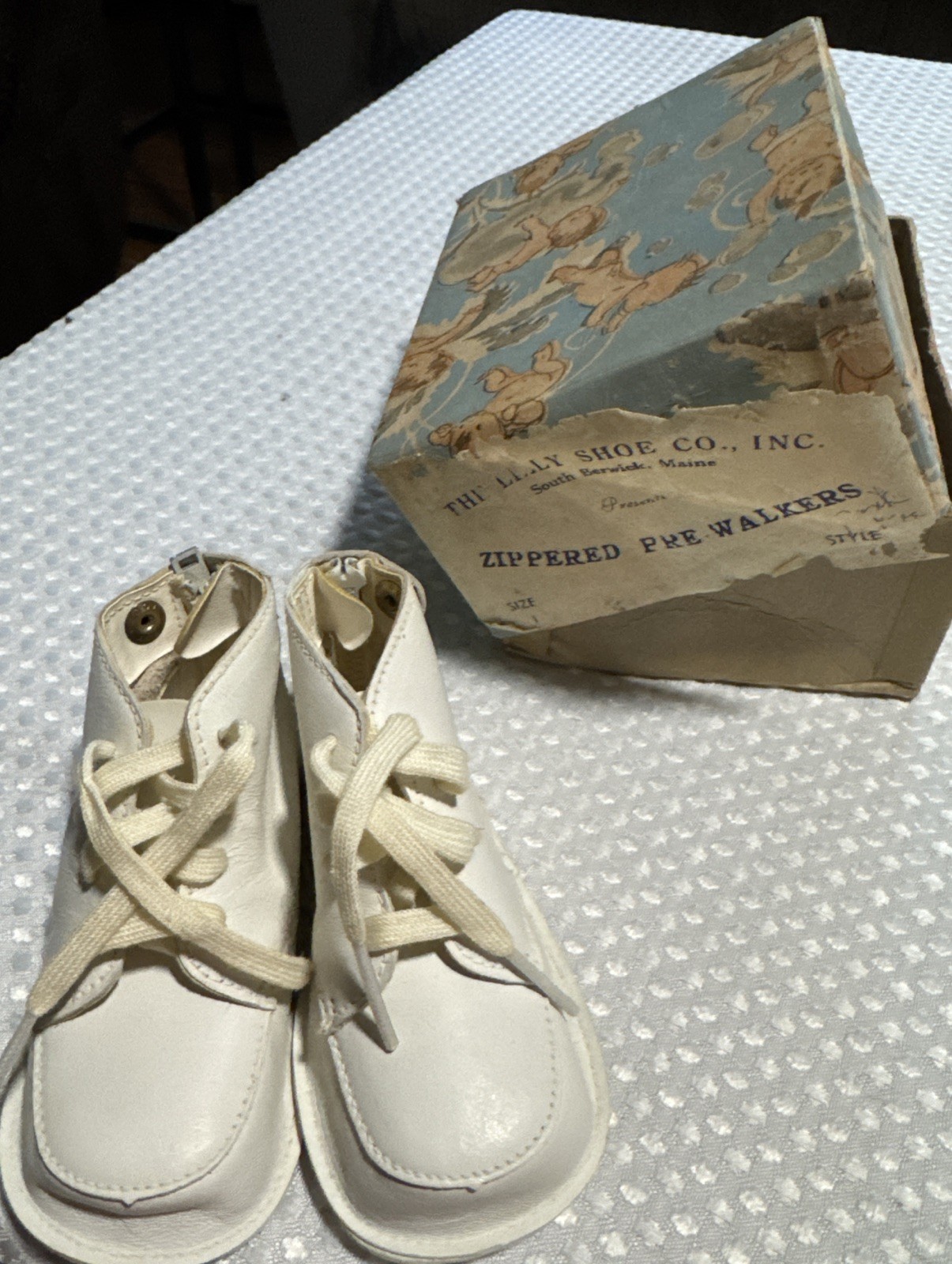 Vintage Lily Shoe Company Zippered Pre-Walkers White Baby Shoes In Original Box