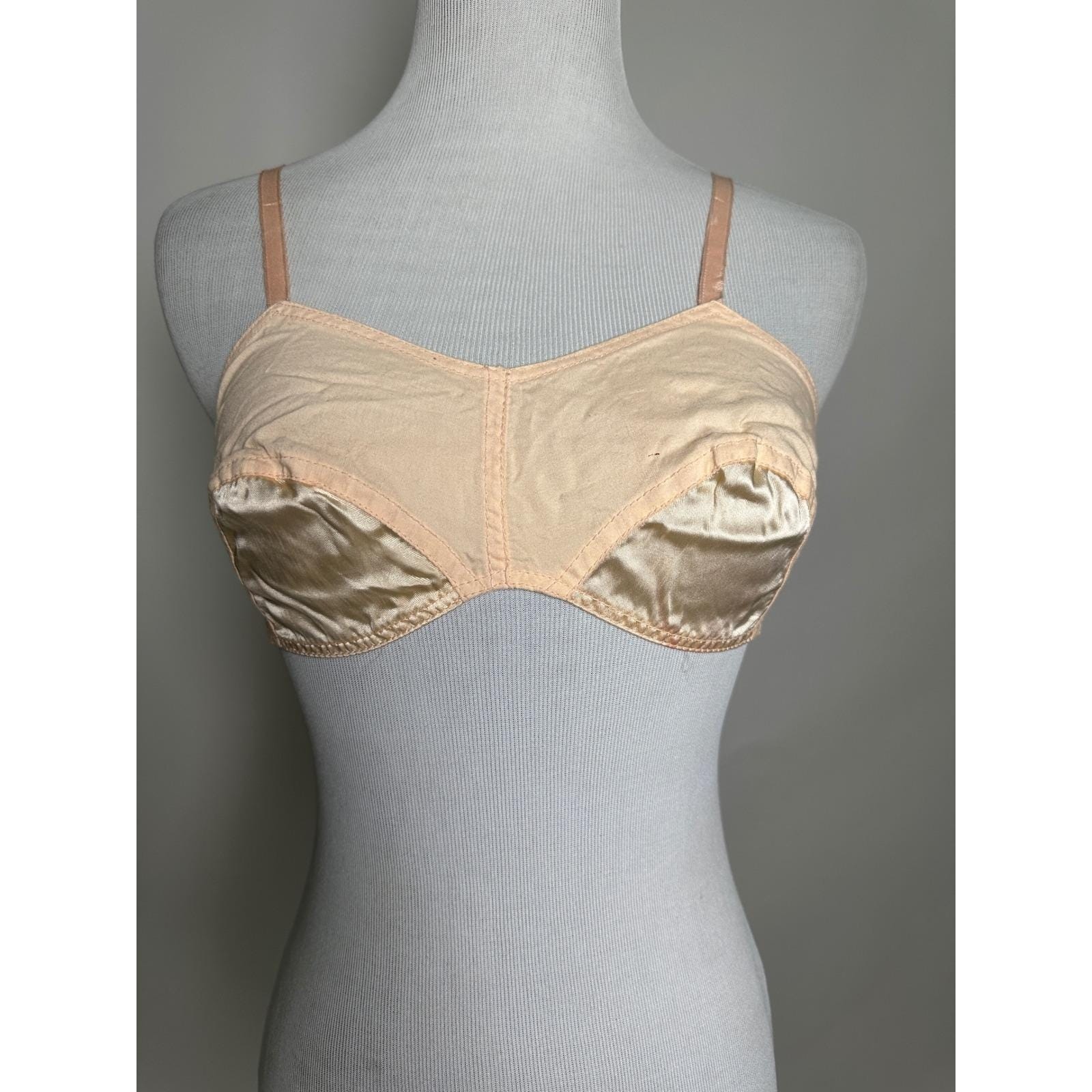 Vintage 1930s Satin Cotton Brassiere Bra Peach Hook Eye Closure 34-36A Art Deco