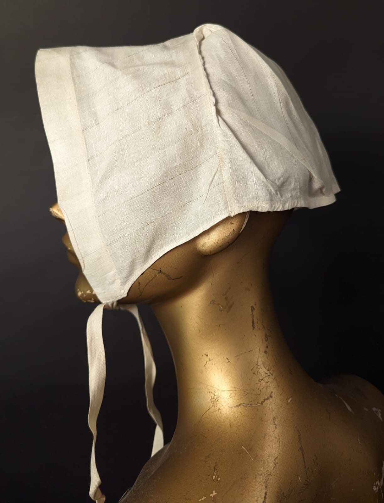 MID 19TH C HAND SEWN LINEN DAY CAP BONNET