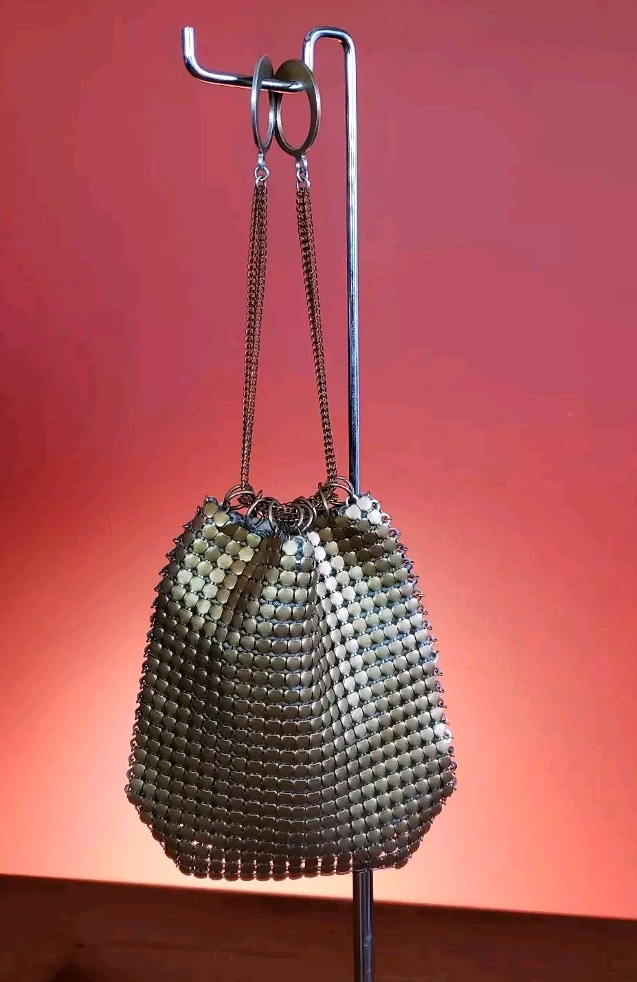 Vintage 1940s 50s Gold Tone Metal Mesh Chain Drawstring Top Evening Bag Pouch