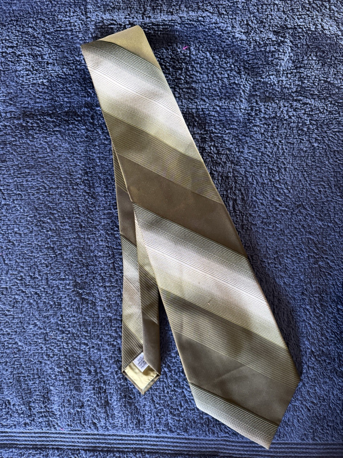 Vintage ROOS/ATKINS by Damon Italy Tie Green 100% Imported Textured Polyester