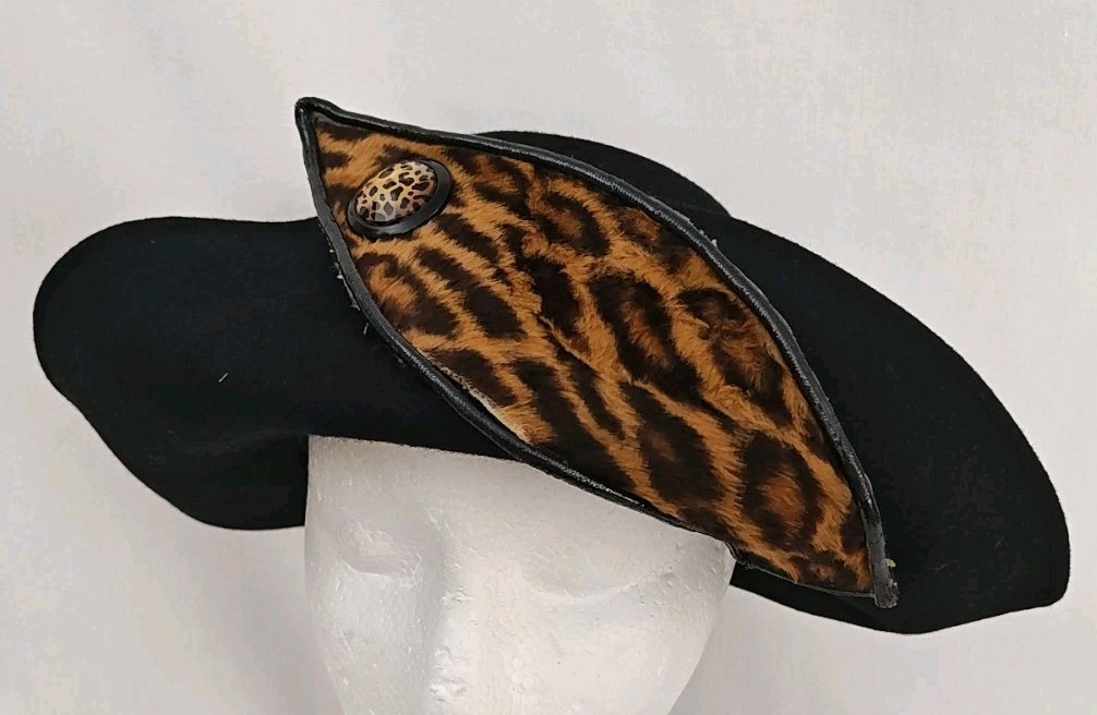 Vintage 1980’s Sonni San Francisco 100% Wool Black Animal print Hat Made in USA