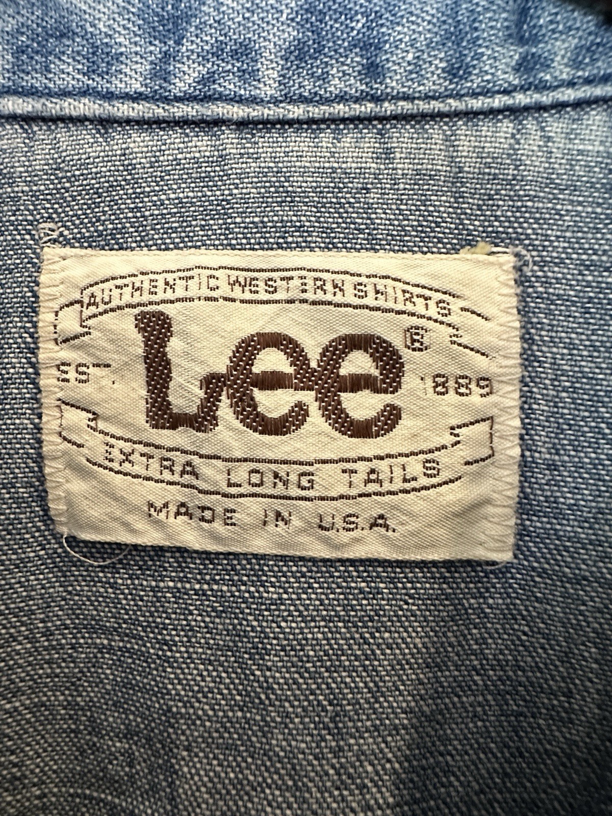 VINTAGE 70s LEE DENIM CHAMBRAY WESTERN PEARL SNAP SHIRT LARGE